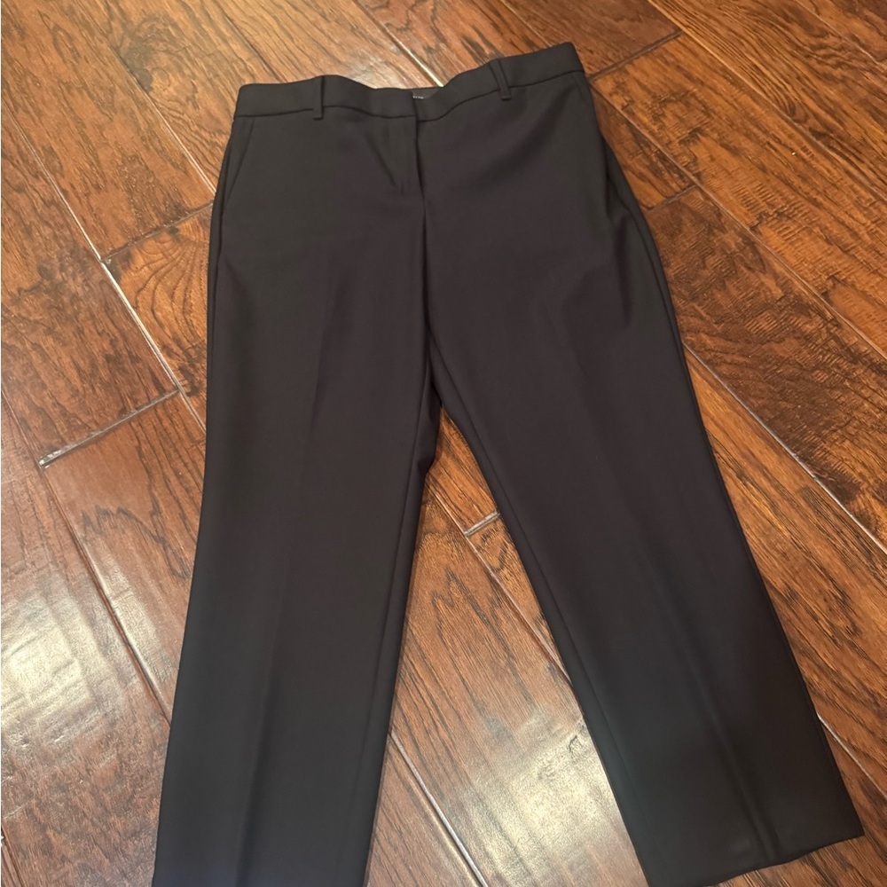 Ann Taylor Black Ankle Pants​ - Picture 5 of 6